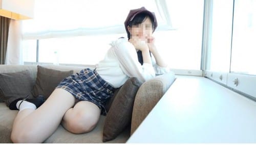 FC2-PPV 1275474 奇跡の18歳 現役モデル アイドルとの撮影会 密室ホテルでの生乳、生まんこ、気持ちよさに困惑→アヘ顔を記録した極秘の個人撮影会【初回盤】