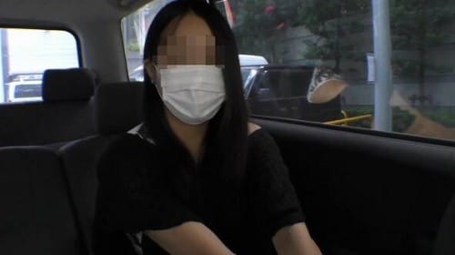 FC2-PPV 1320062 読モ流出！彼氏と毎日ヤりまくってる19才巨乳、街中に駐車した車の中で浮気精子をごっくん