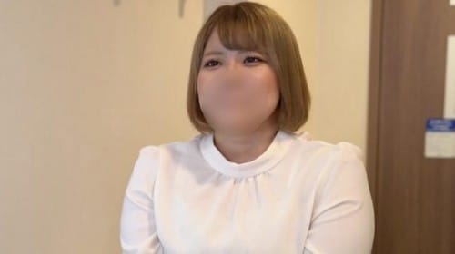 FC2-PPV 1440501 るか24歳爆乳の銀〇員が何とハメ撮りに挑戦★お固い仕事なのにパイパン！もちろんラストは中出しします！