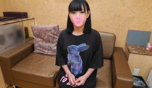 FC2-PPV 1497958 第56撮ひな18歳黒髪ロリ娘は超カワイイ！永久保存決定シコリティ激高中出し