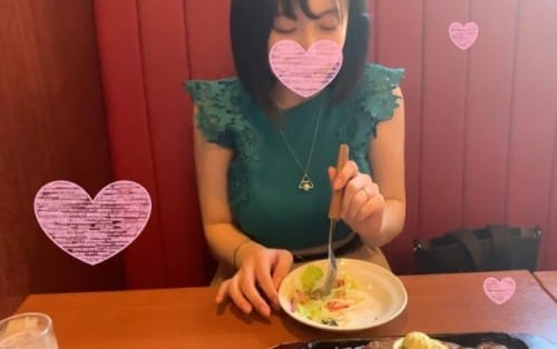 FC2-PPV 1534247 新婚でかパイＧカップ２７歳ママを寝取り種付け！イケメンで釣った若奥様を呼び出し淫媚オイルで感度倍増。生ちんぽで突かれて歓喜のアクメ。