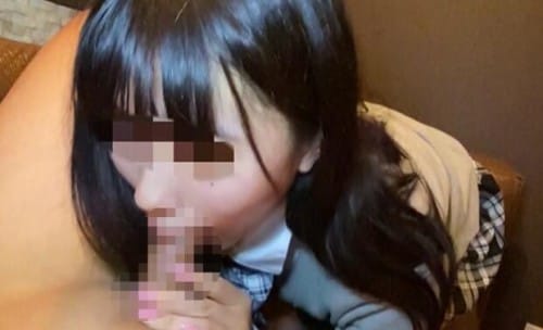 FC2-PPV 1579990 今回も若い子なので、多くは語れませんが、可愛いお顔に大量の精液をぶちまけました。