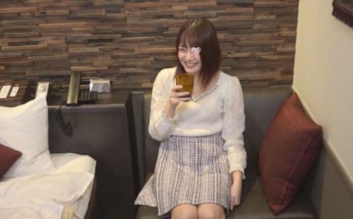 FC2-PPV 1620345 【無】お嬢様系で美人なゆずちゃん！パイパンで笑顔が可愛い！