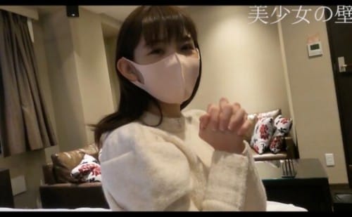 FC2-PPV 1649040 【美少女の壁激推し！】 小動物系少女かのんちゃん衝撃デビュー！可愛いすぎて我慢できず射精後も無許可で生挿入してみた！