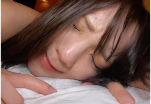 FC2-PPV 1674471 【ラストごっくんと顔射】もう会えなくなるセフレに2回連続で顔射して送り出してあげた