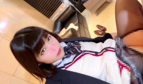 FC2-PPV 1680826 18歳 清楚系な美少女⑥。やっぱり制服＆黒ストッキングは最強♡ そろそろ…　生ハメ種付け・膣奥大量中出し