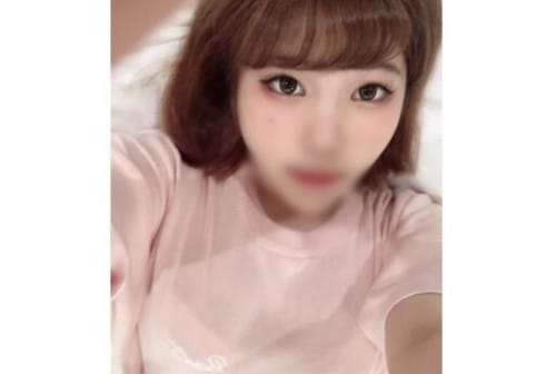 FC2-PPV 1742949 可愛く従順に仕上がりドスケベ娘に調教できましたｗご挨拶のフェラからドスケベ騎乗位までｗ妊娠覚悟の無責任中出し２回戦