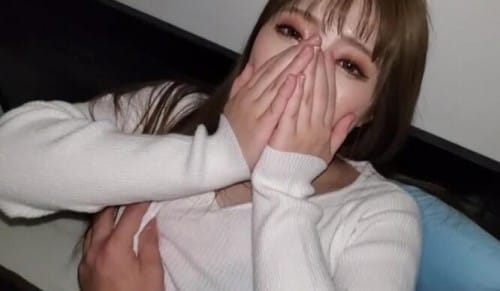 FC2-PPV 1811548 【無】笑顔が素敵な色白巨乳の後輩。部屋に連れ込み、膣奥に中出しブレイクショット